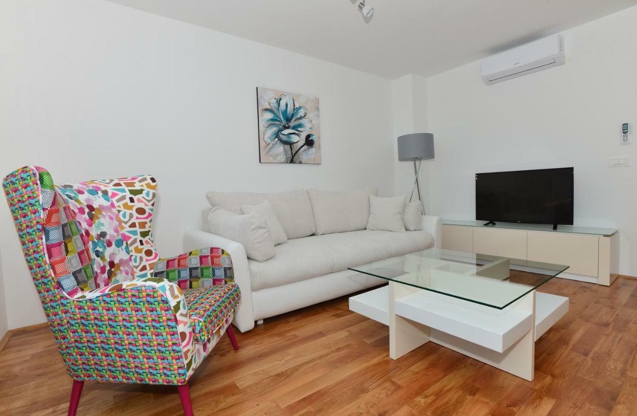 Apartman Dominik Макарска Экстерьер фото