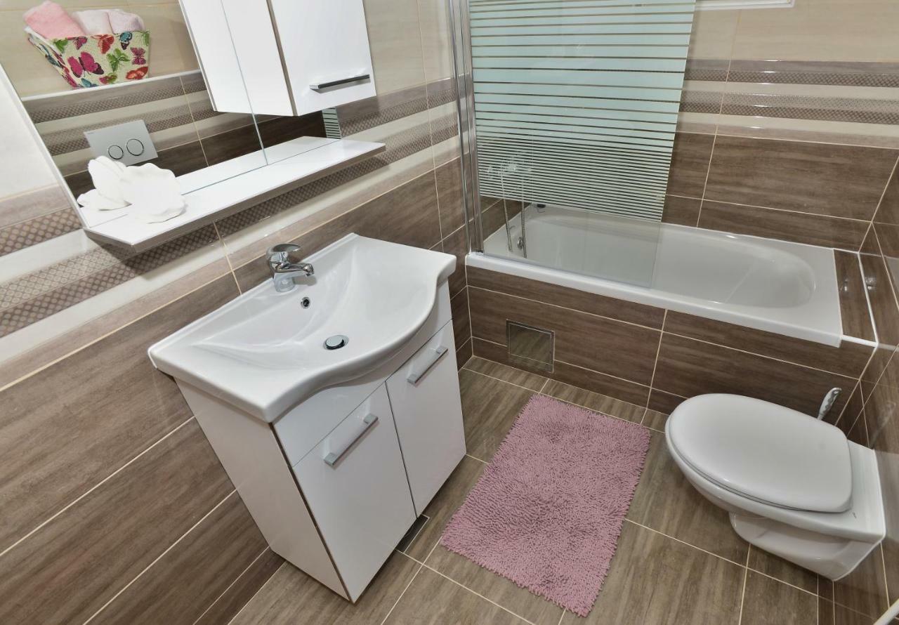 Apartman Dominik Макарска Экстерьер фото